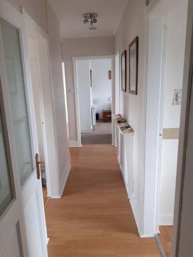 Marina View Lovely Upper 3 Bedroom Apartment Troon Buitenkant foto